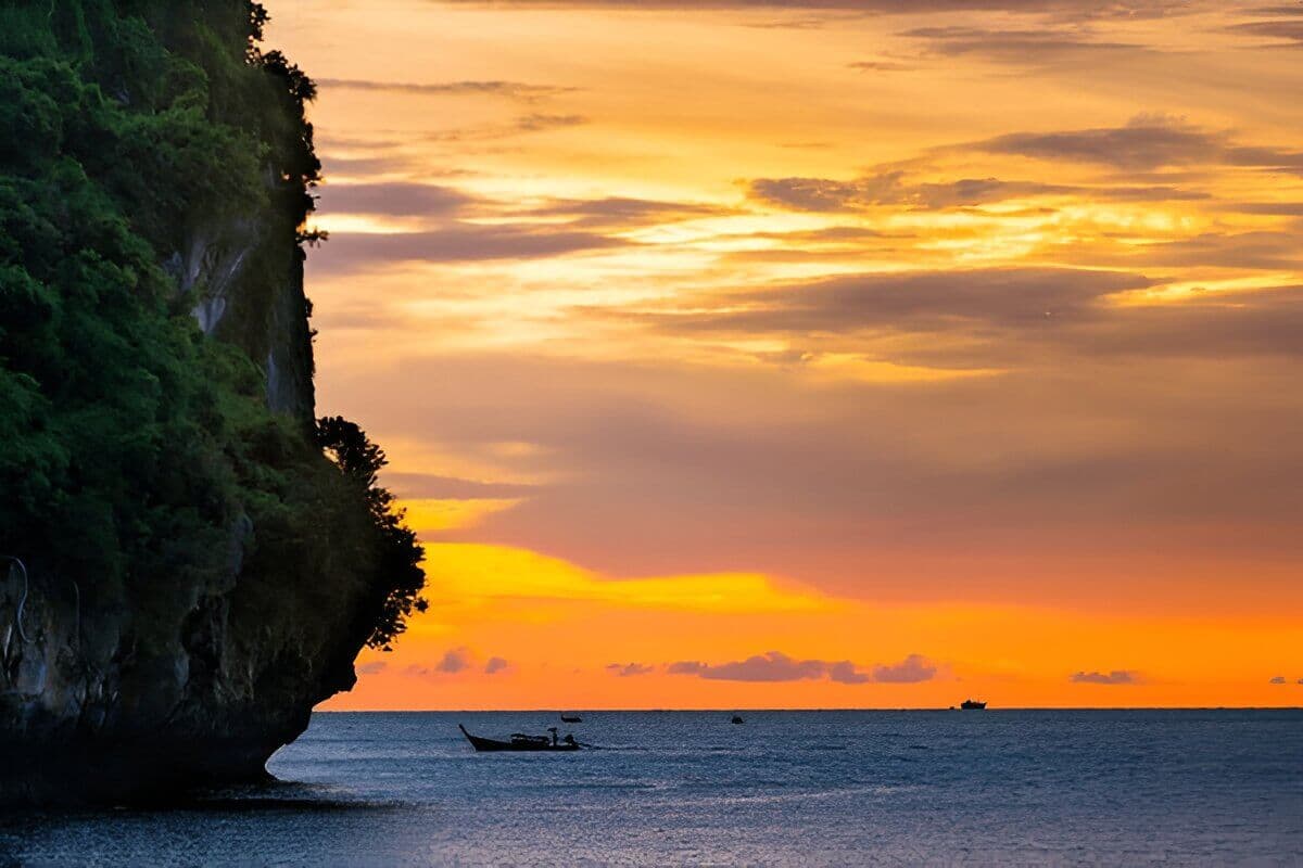 Krabi’s Best Sunset Spots: Where to Catch Stunning Views